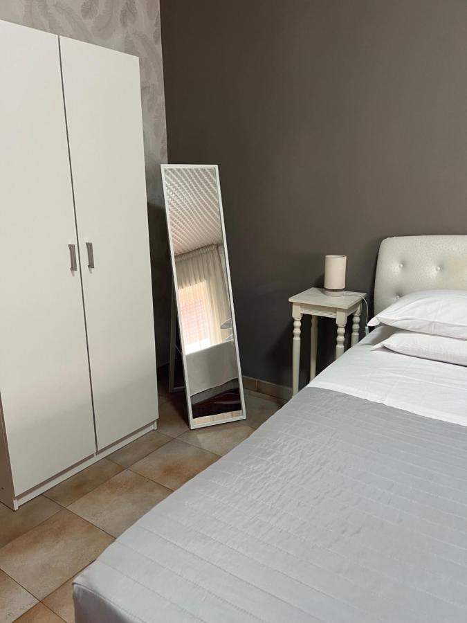 Di Martino Residence Рим Екстер'єр фото
