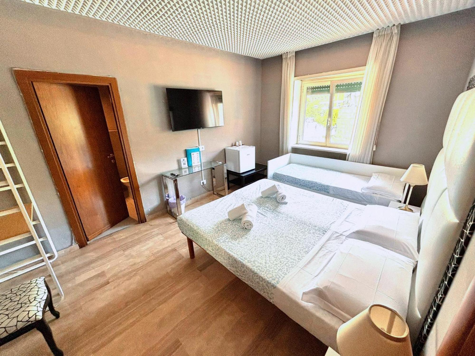Di Martino Residence Рим Екстер'єр фото
