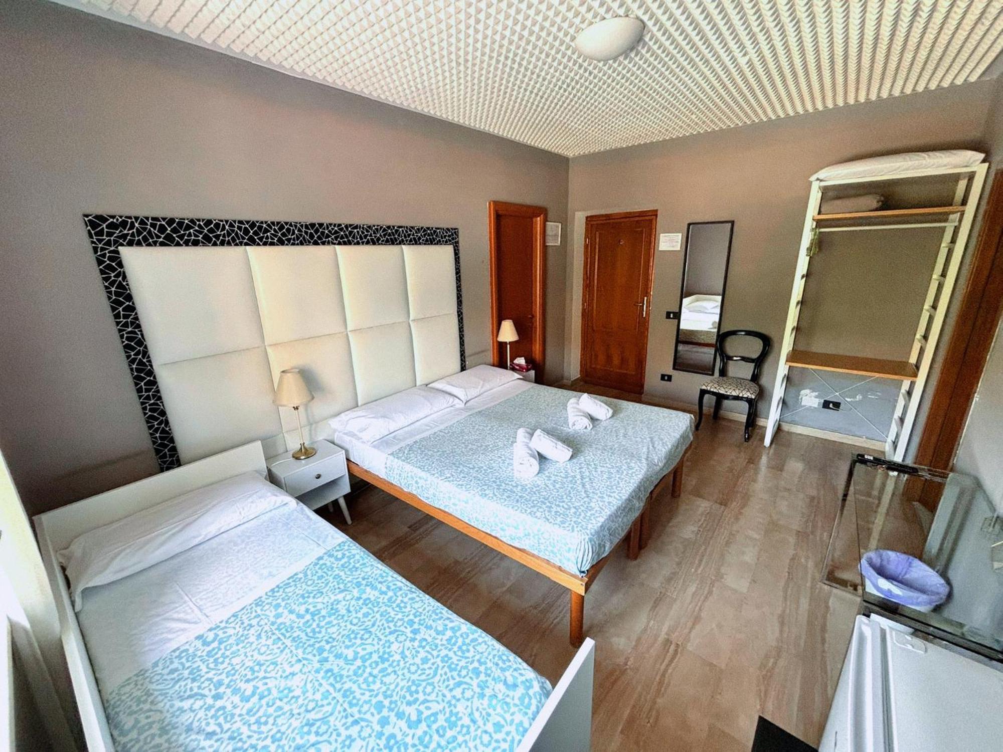 Di Martino Residence Рим Екстер'єр фото